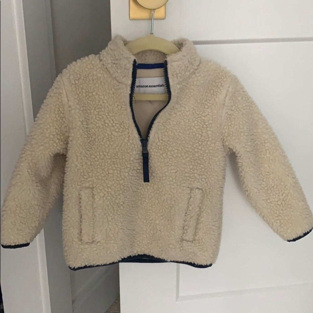 Sherpa quarter zip fleece, size 2